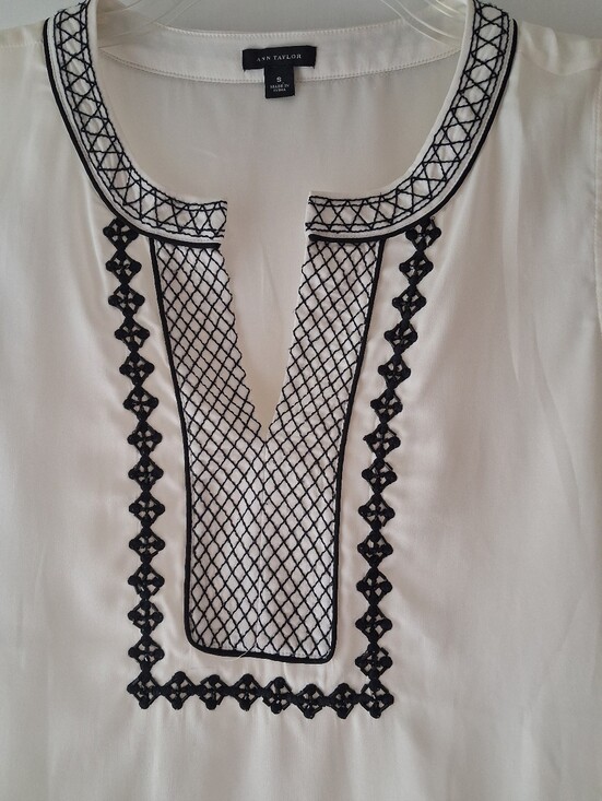 Ann Taylor Tops - Ann Taylor White Top with Black Geometric Embroidery